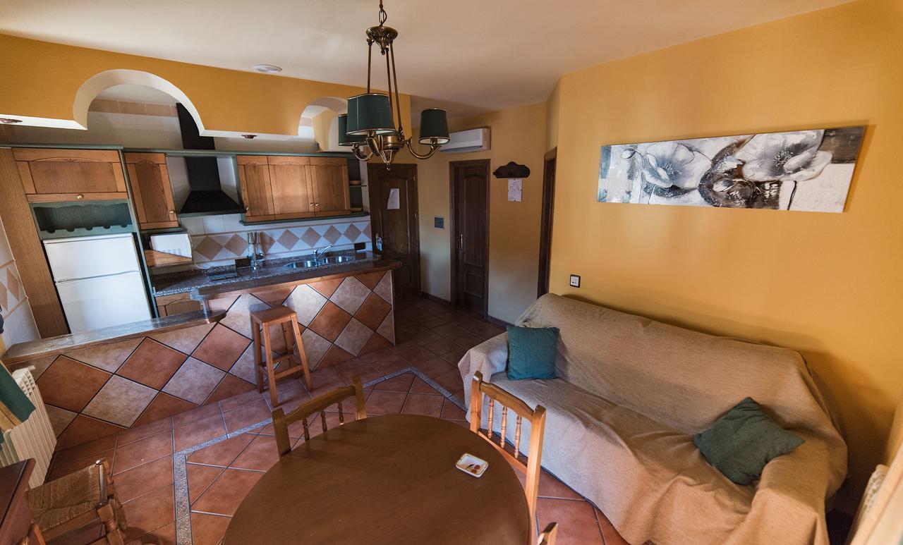 הורנוס Apartamentos Raisa מראה חיצוני תמונה
